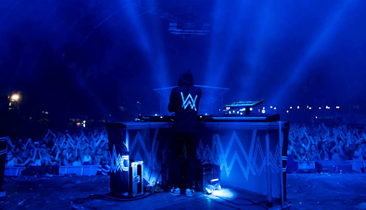 Alan Walker Keyboard Rig